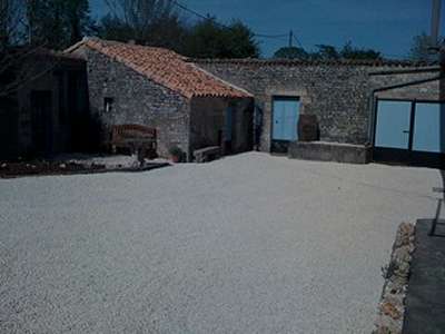 The courtyard at the entrance to the house